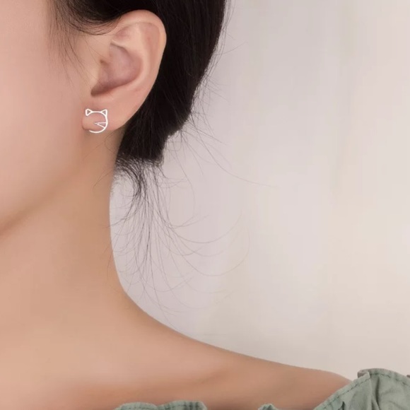 Sterling Silver 925 Cat Stud Earrings - Picture 3 of 5